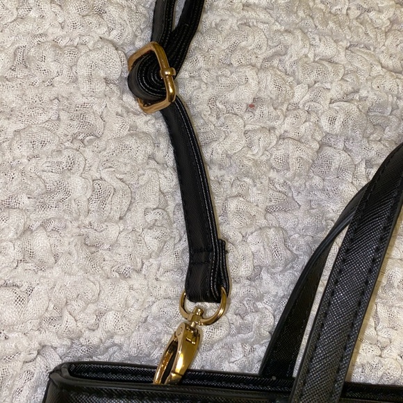 Structured Black Handbag - Picture 5 of 7